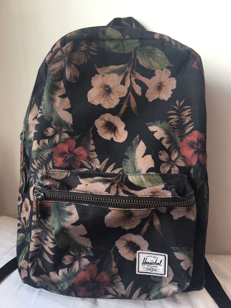 HERSCHEL Backpack Mid Black Hawaiian Floral Print Women s Fashion