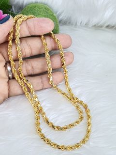 Massive gold chain shop