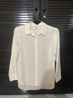 Kemeja Uniqlo putih rayon