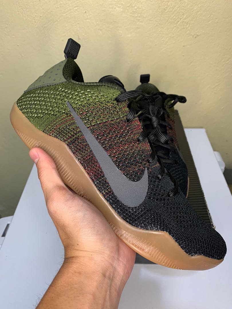 Kobe 11 dark horse outlet