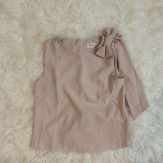 Pink nude top with bow