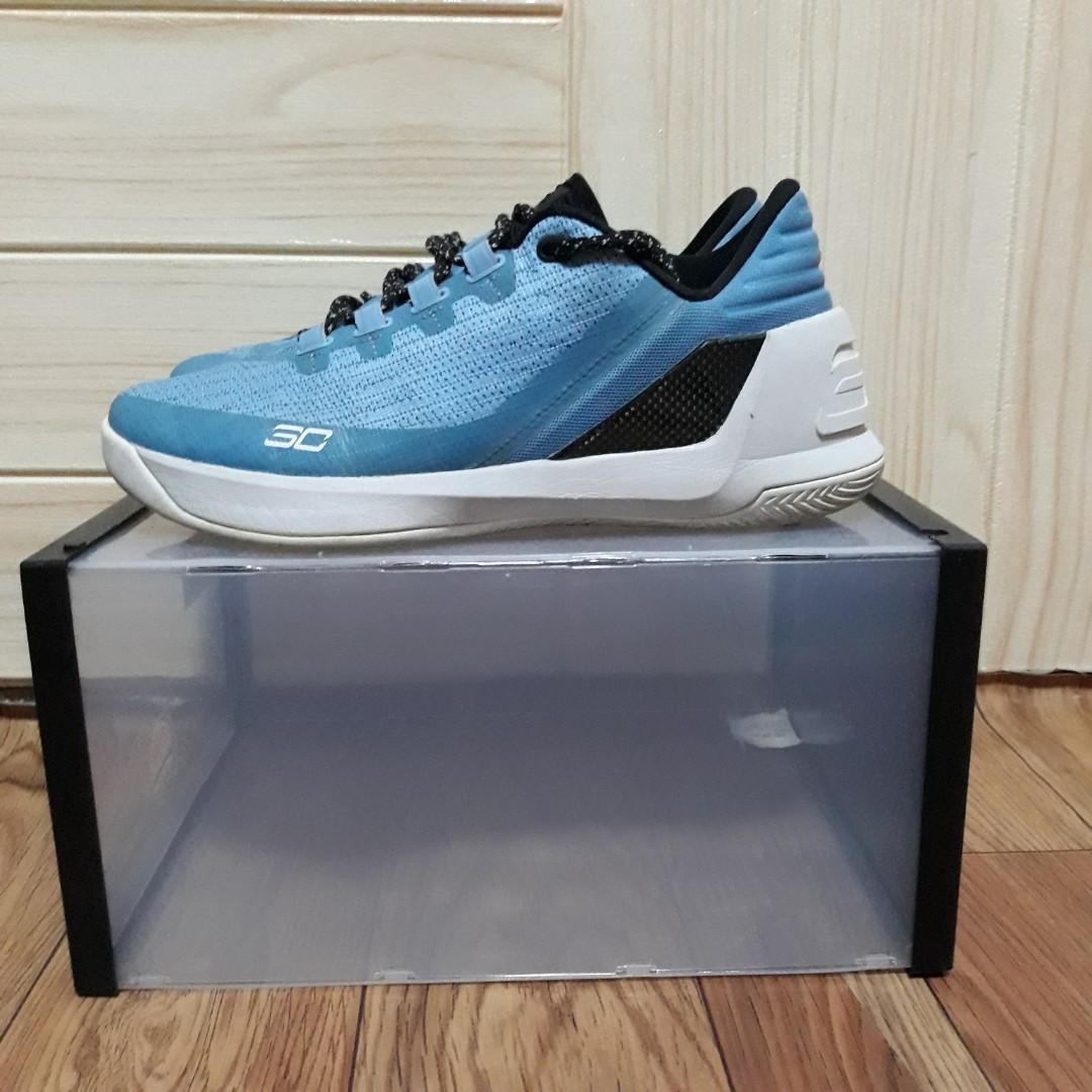 UNDER ARMOUR CURRY 3 LOW Men s Fashion Footwear Sneakers on