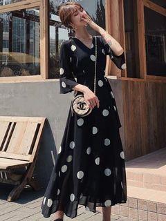 點點顯瘦洋裝
