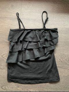 Black ruffle tank size XS