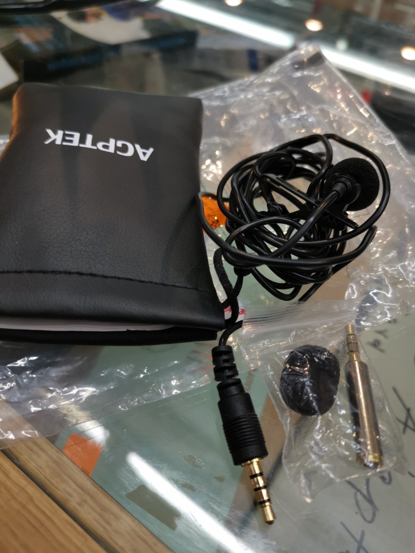 AGPTEK Clip Microphone 3.5mm Lavalier Lapel Omnidirectional Condenser