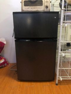 (Category: ) located in . Submitted by shopcautious (Listing ID 1051760669, Image 1). Description: .