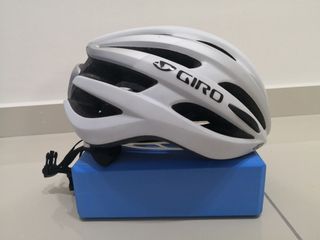 (Category: ) located in . Submitted by ckm_cycling (Listing ID 1051765980, Image 1). Description: .