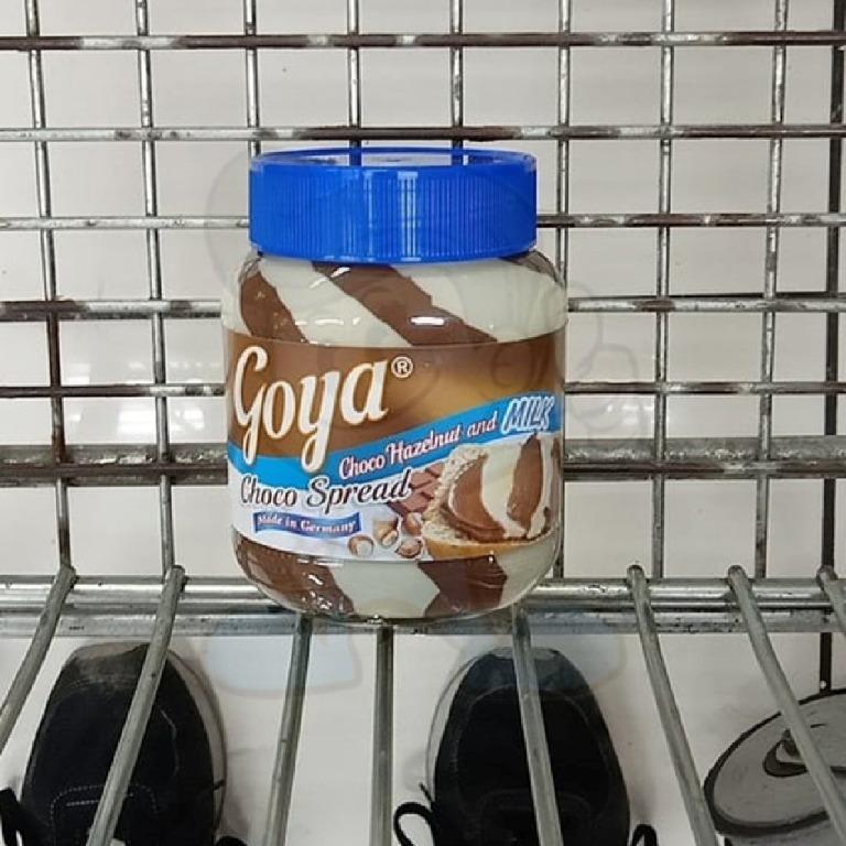 Goya Choco Spread Choco Hazelnut and Milk, ( 2 x 400 g. ), Food