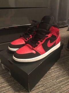 Jordan 1 Mid Reverse Bred
