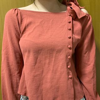 (Category: ) located in . Submitted by enjoylilthings (Listing ID 1051813214, Image 1). Description: .