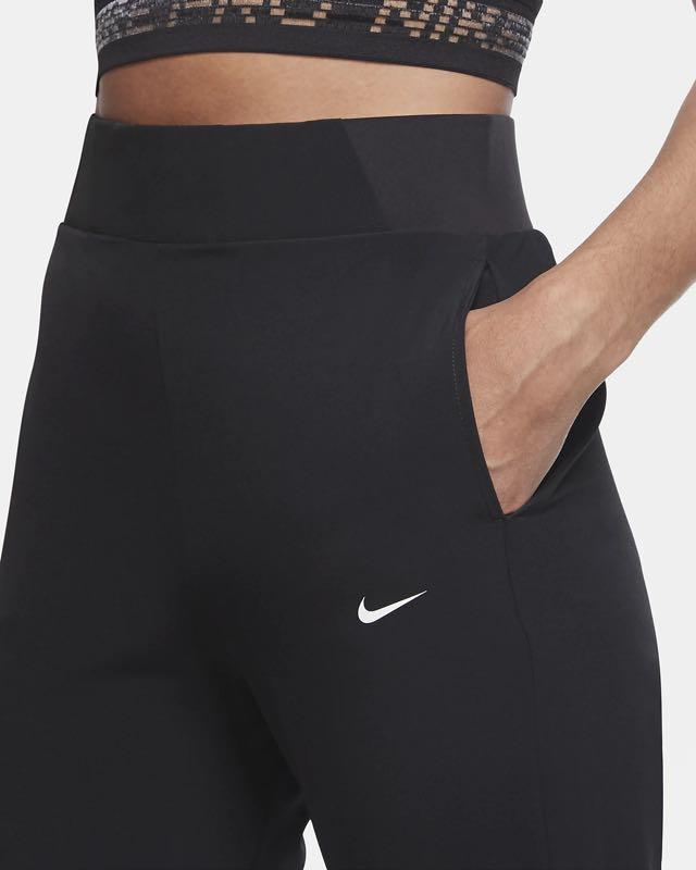 Nike Bliss Victory Pants, Men's Activewear on Carousell