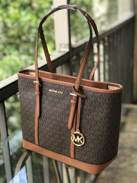 Michael kors jet set travel top zip signature monogram tote hot sale