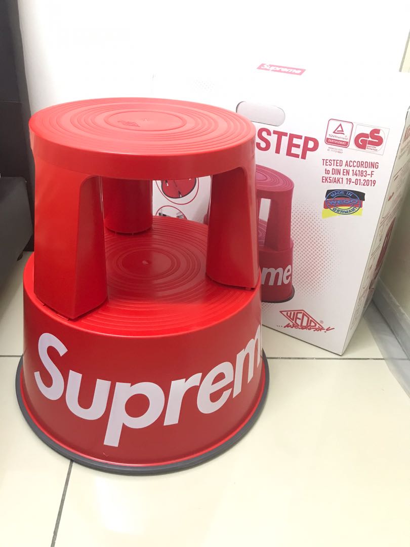 Supreme®/Wedo Step Stool RED 赤 WEEK5