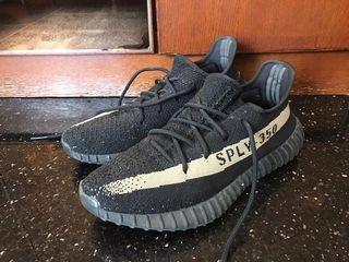 yeezy 350 v2 oreo