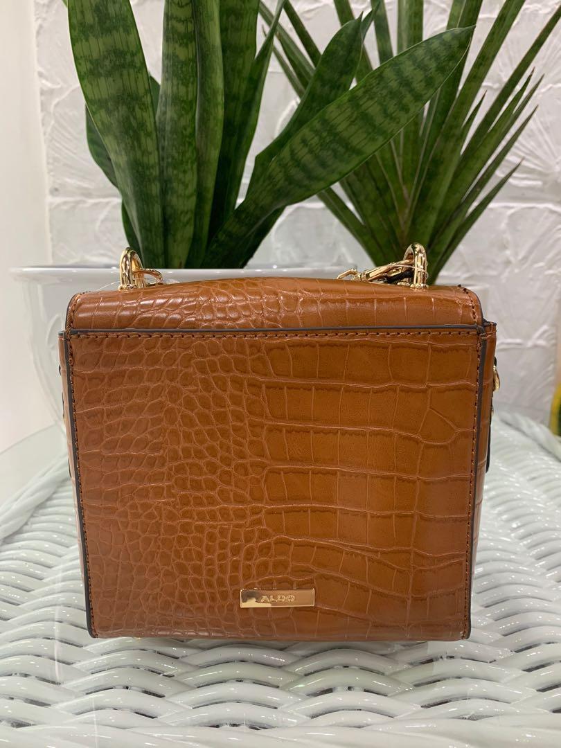 ALDO Gloiwia Crossbody Bag in Cognac Authentic Women s Fashion Bags Wallets Purses Pouches on Carousell