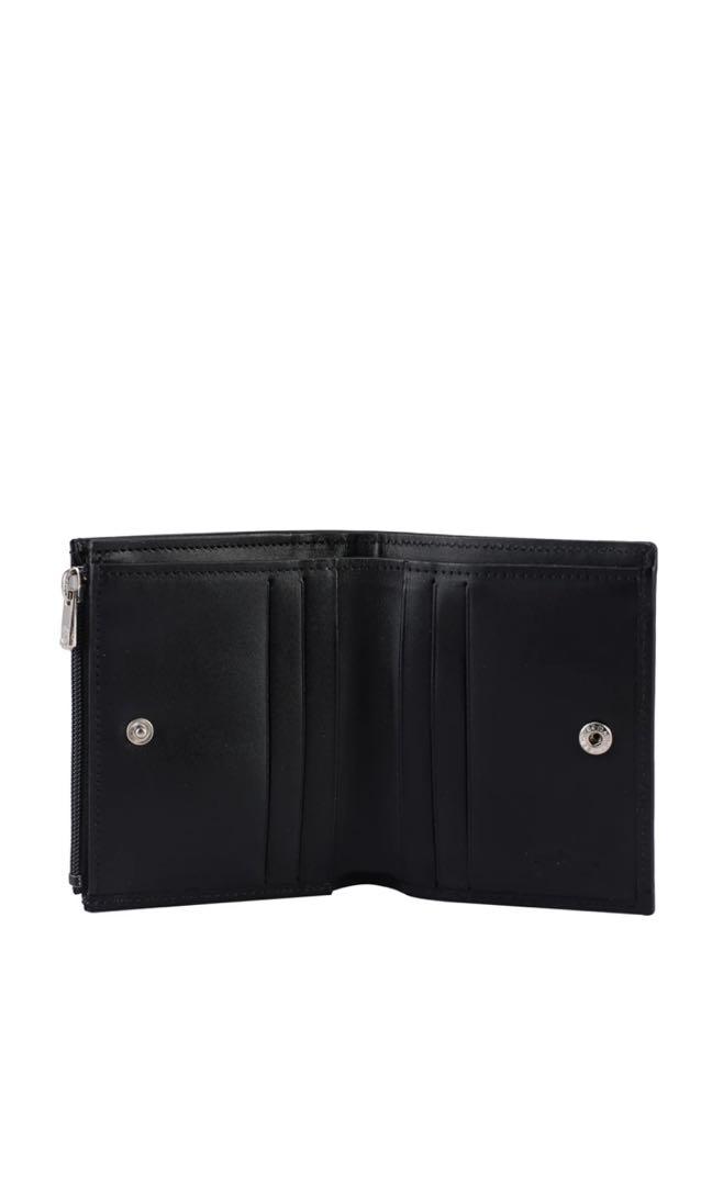 Authentic Longchamp Leather Baxi Compact Wallet, Men's Fashion, Watches