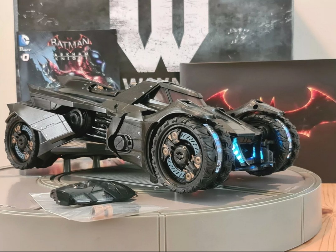 Batman Arkham Knight Collector's Edition Batmobile (LOOSE), Hobbies & Toys,  Toys & Games on Carousell