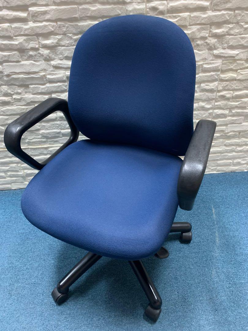 Conference table & chairs final clearance sale!, Furniture & Home