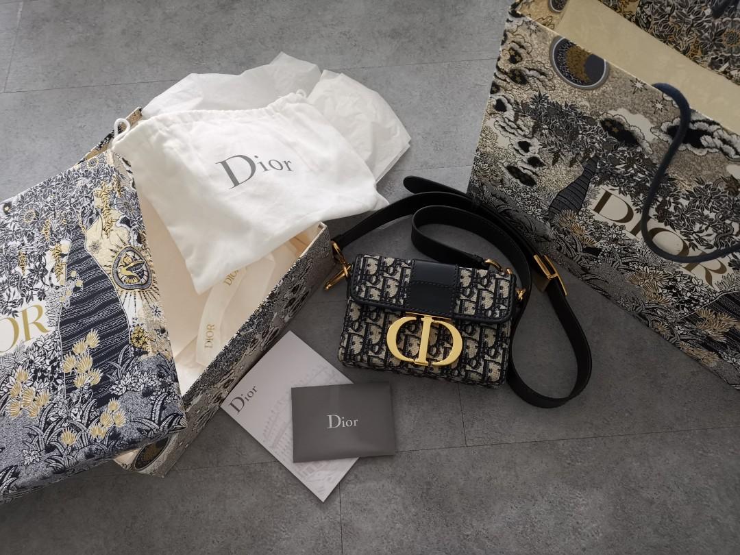 Dior Oblique 30 Montaigne Box Bag Blue, Women's Fashion, Bags & Wallets,  Cross-body Bags on Carousell