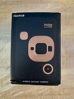FUJI FILM Instax Instant Polaroid Camera
