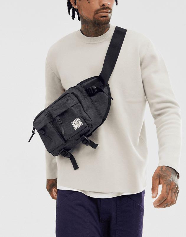 Herschel eighteen black Clearance