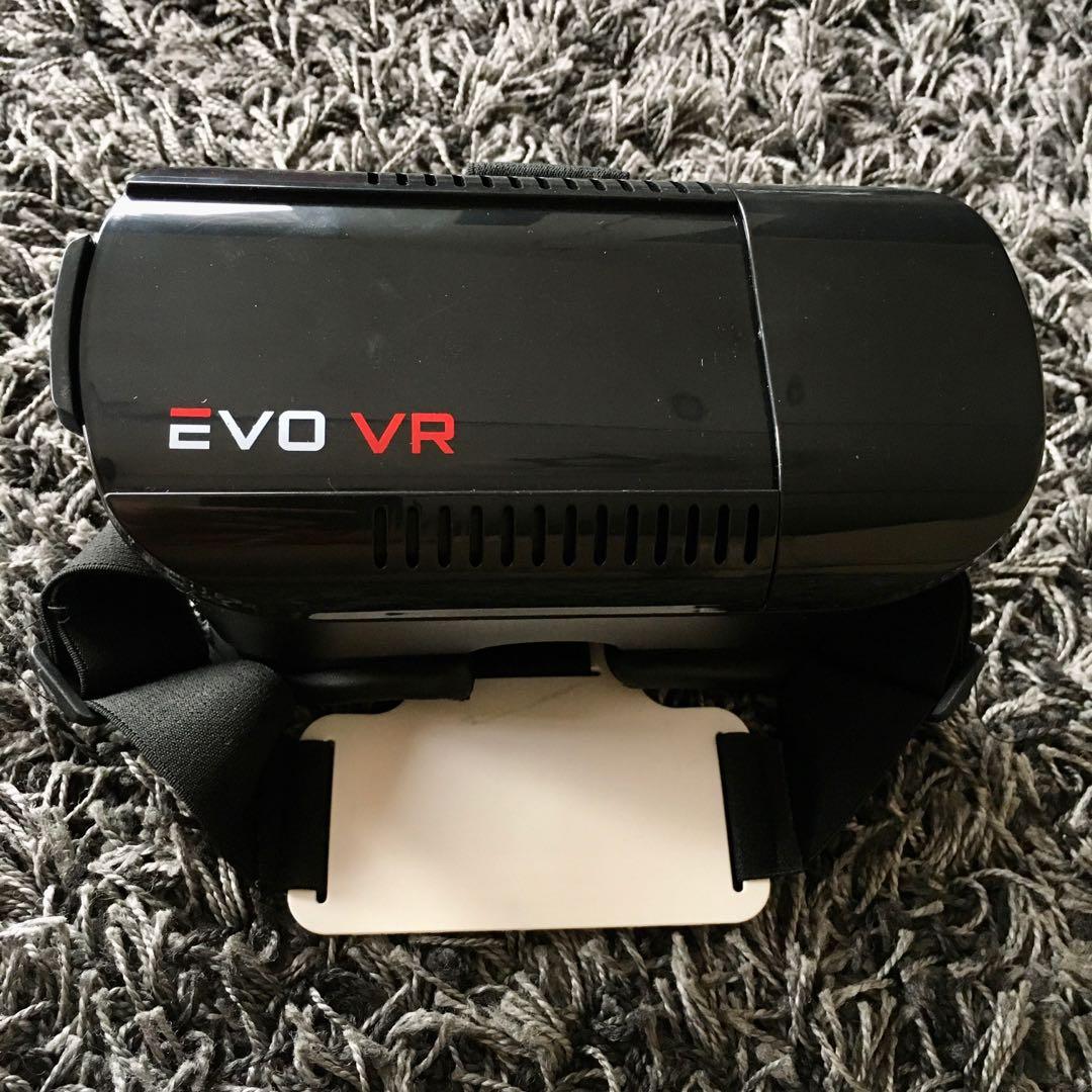 [IMPORTED] Evo VR (Category: In-Game Products) located in Caloocan City. Submitted by belleandbelle (Listing ID 1051975591, Image 2). Description: Item is in very good condition Only used a handful of times The plastic is still on the eye piece No issues RFS: Not used anymore.