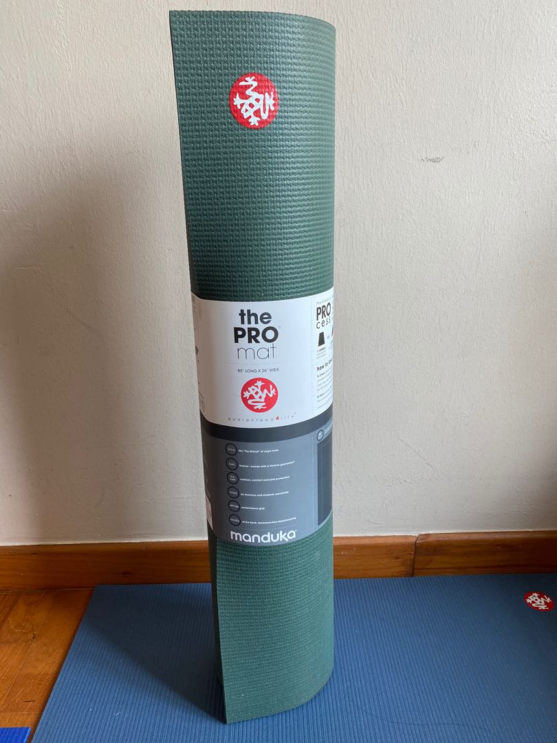 85 Inches Manduka PRO Mat - Black Sage, Sports Equipment, Exercise &  Fitness, Exercise Mats on Carousell
