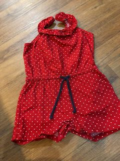 (Category: ) located in . Submitted by mjwardrobe20 (Listing ID 1052005997, Image 1). Description: .