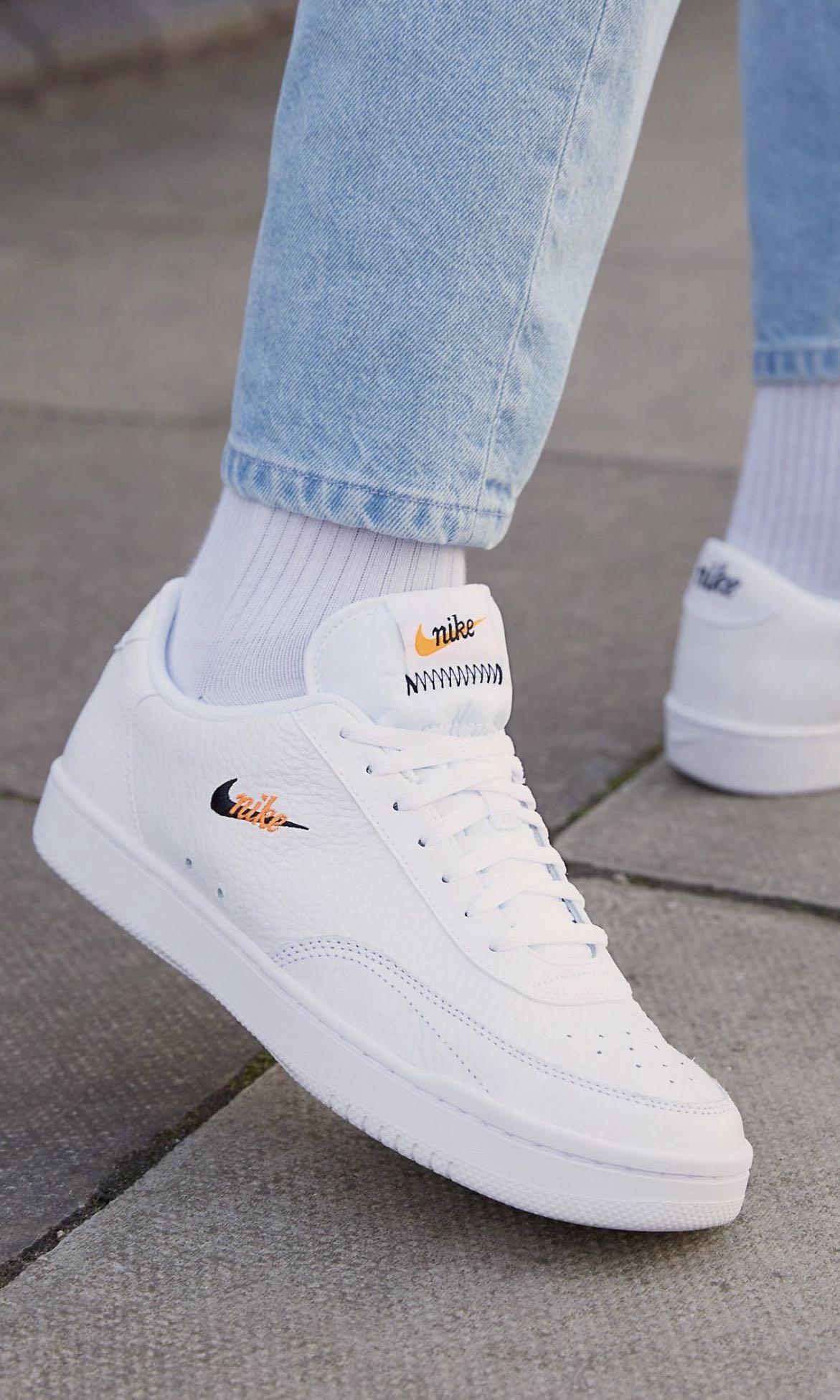 White nike clearance leather trainers