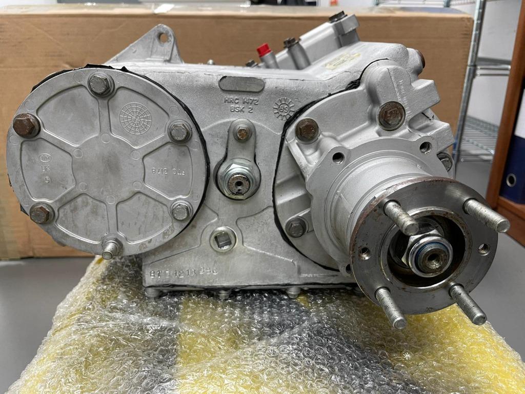 Original Land Rover Defender V8 Transfer Gearbox Complete, Car ...