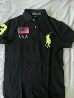 (Category: ) located in . Submitted by dnj.closet (Listing ID 1051888728, Image 1). Description: .