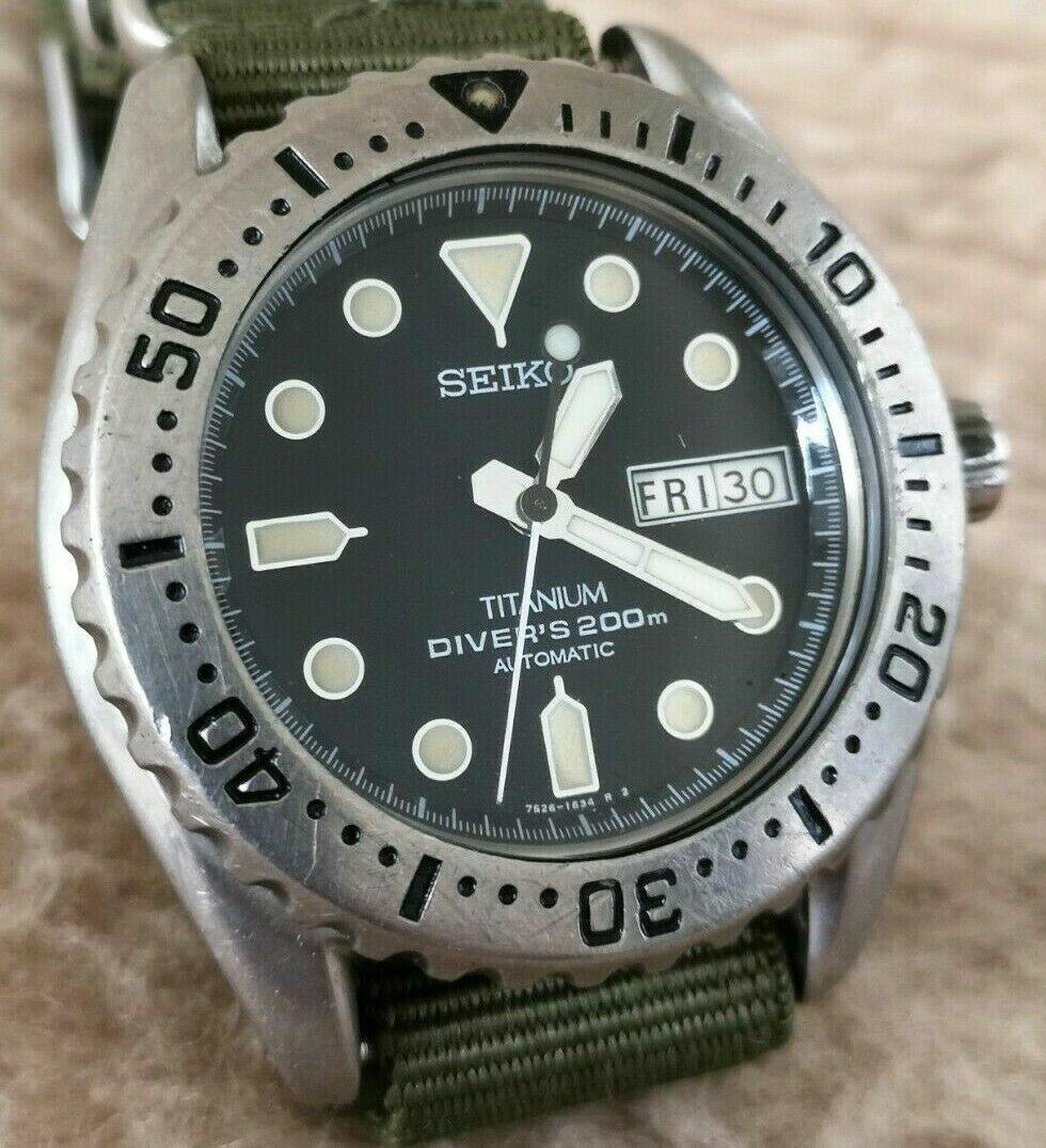 SEIKO TITANIUM 7S26-0160 SCUBA DIVER'S 200 Meters AUTOMATIC Black DIAL  REFERENCE 7S26-0160 Day & Date Men's Watch, Luxury, Watches on Carousell