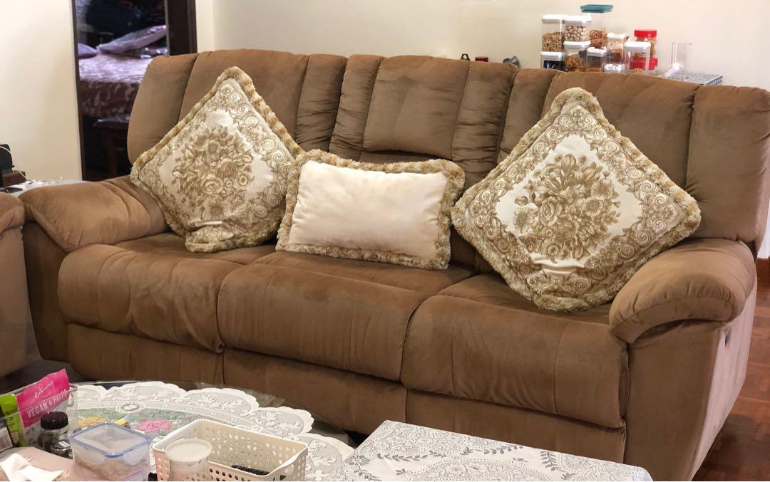 Super comfortable Reclining Sofa Set!, Furniture, Sofas on Carousell