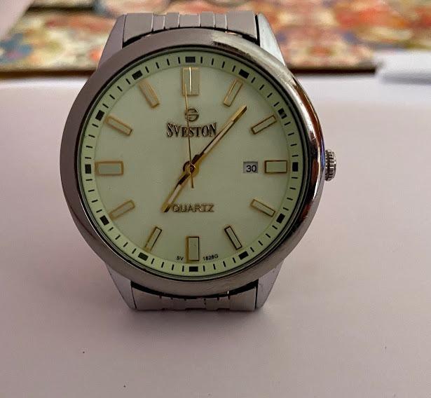 Sveston sapphire cheap watch