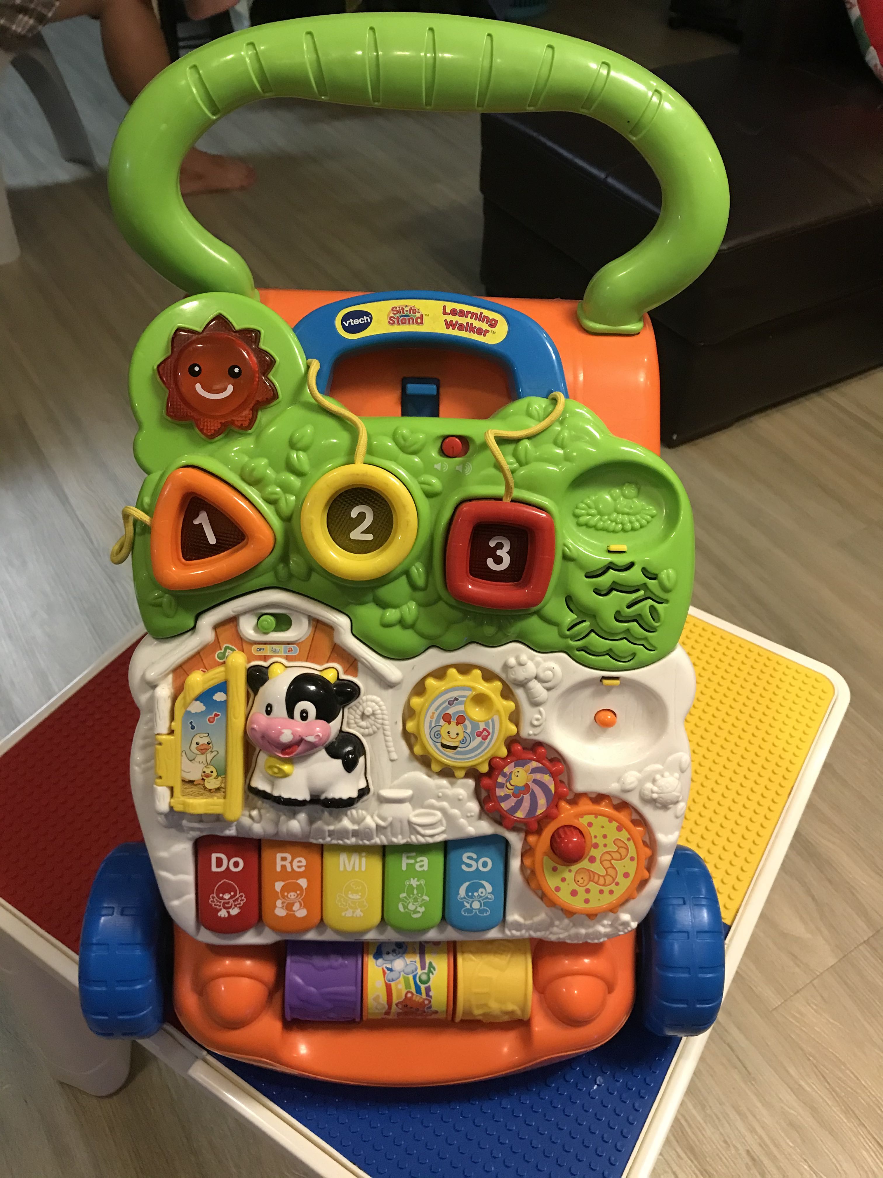 sit and stand walker