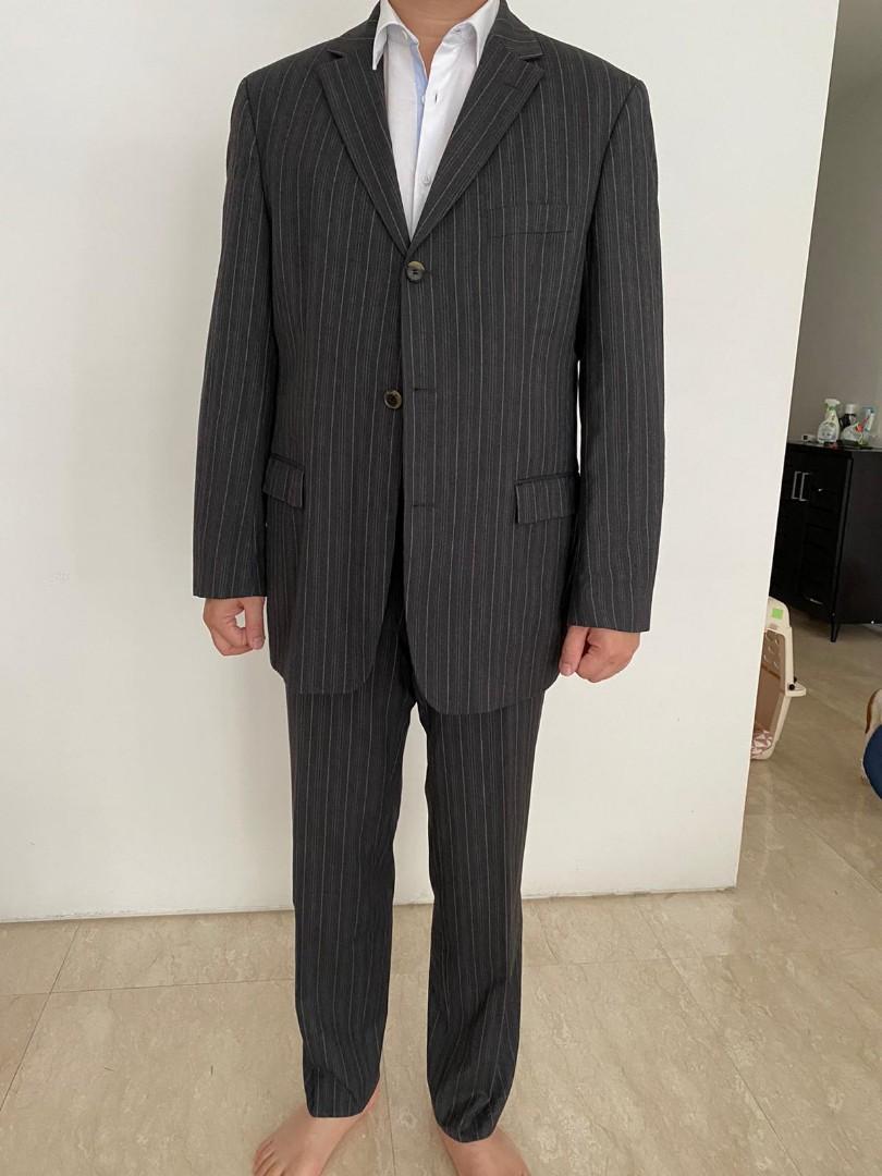 Boss Men s Suit Size 52