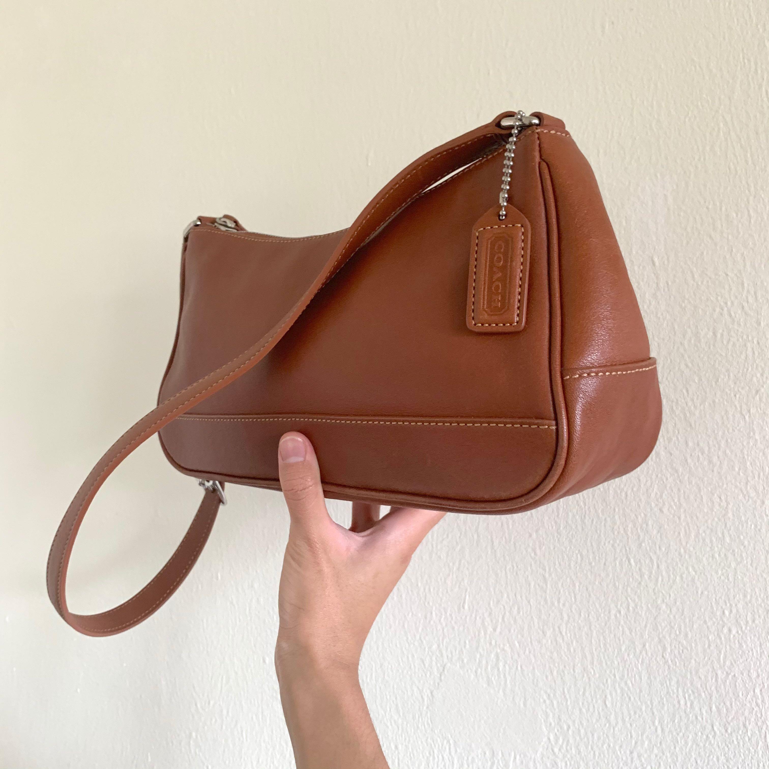 SOLD- Coach Vintage Hampton Demi Purse Tanned Leather Shoulder Bag, Luxury,  Bags & Wallets on Carousell