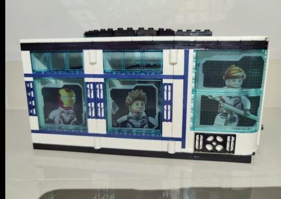 Lego super hotsell heroes display station