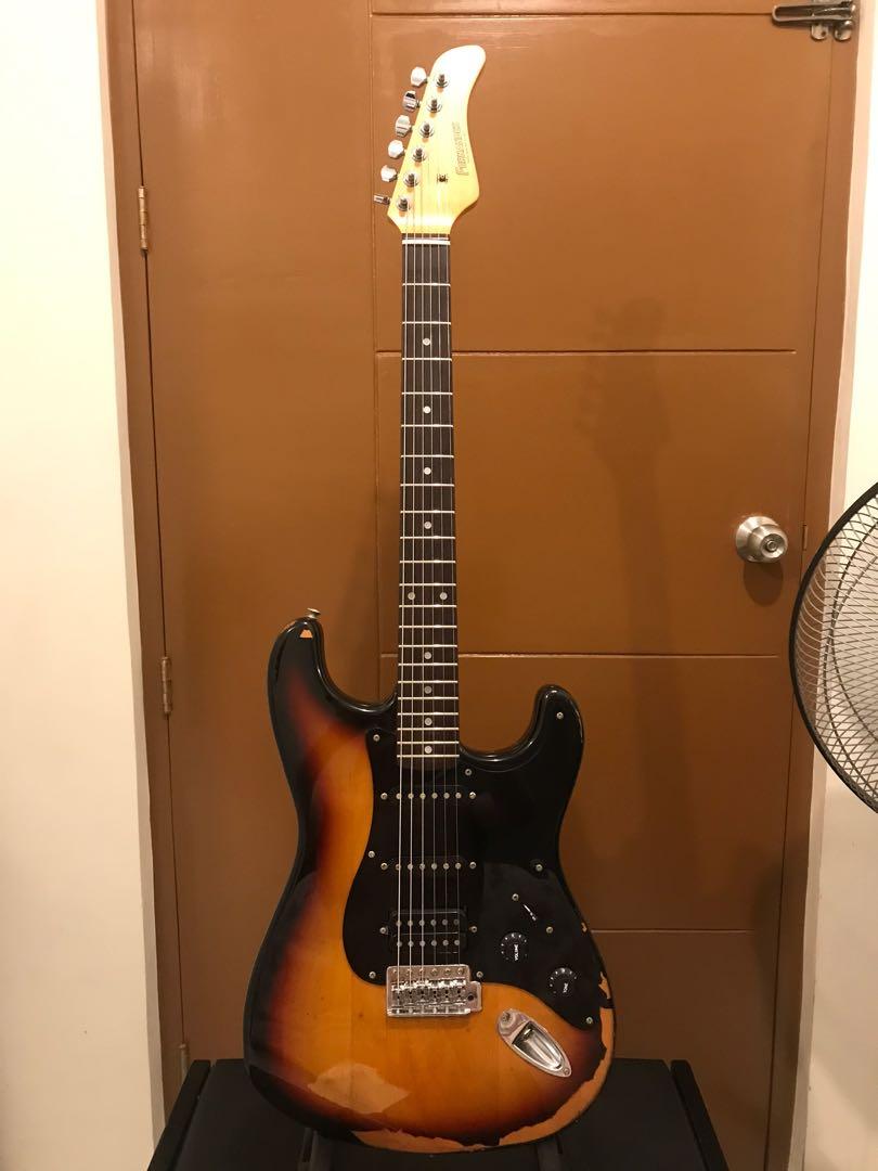 Fernandes Stratocaster Japan Hobbies Toys Music Media CDs