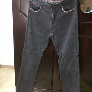 (Category: ) located in . Submitted by nichapunyapreloved (Listing ID 1052200817, Image 1). Description: .