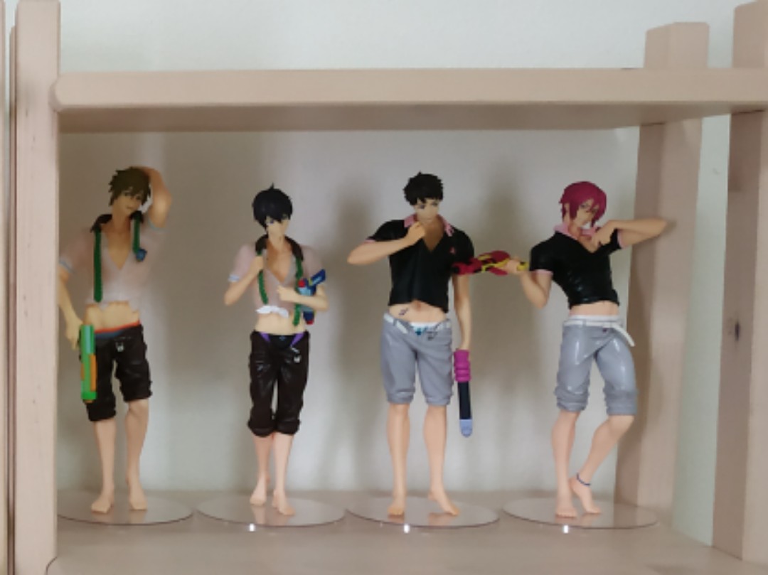 Free iwatobi shop swim club figures