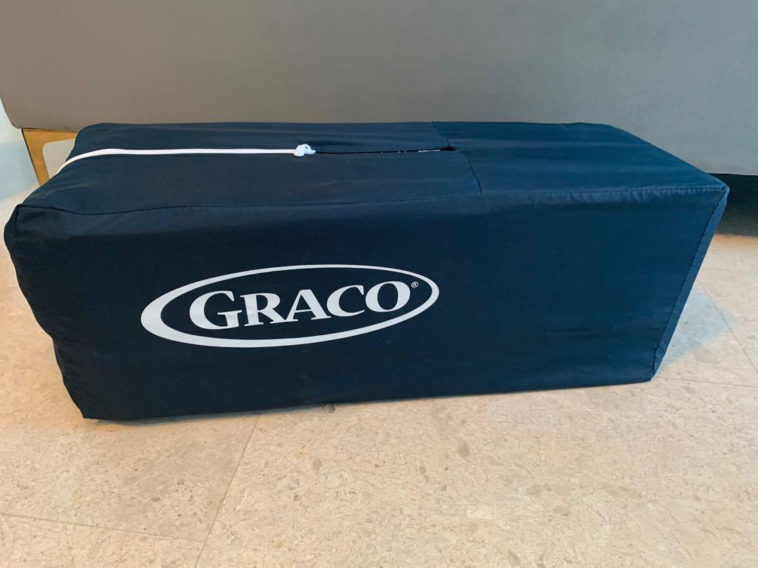 Graco pack n play playard reversible napper and changer lx in holt hotsell