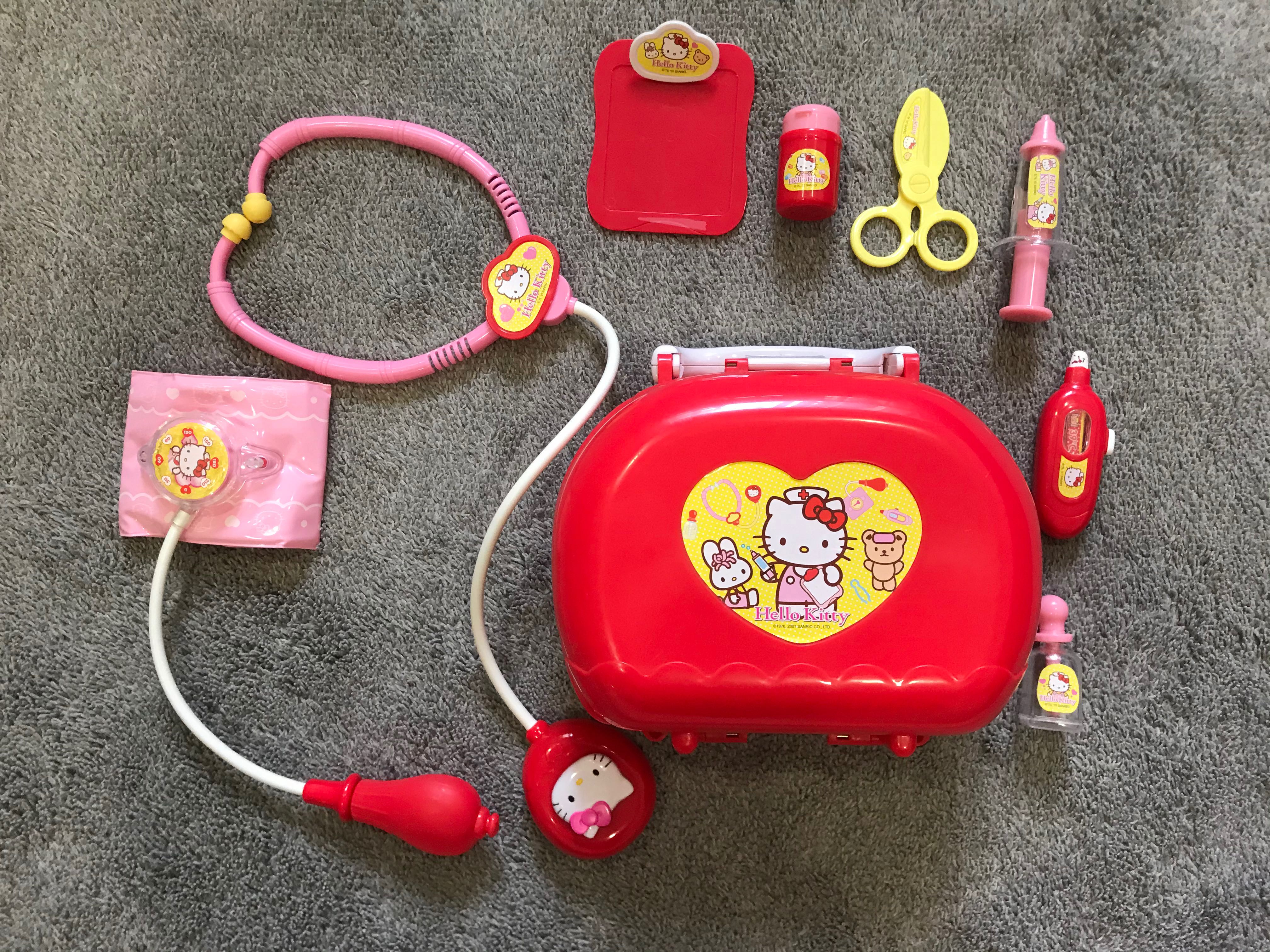 hello kitty doctor kit