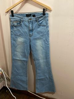 (Category: ) located in . Submitted by lcw_2 (Listing ID 1052195707, Image 1). Description: .
