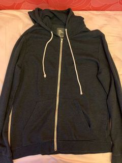 （分類：）位於 。 由 jchansells 提交（商品編號 1052185436，圖片 1）。簡介： 。