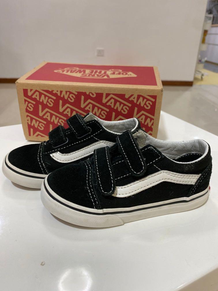size 9 kids vans