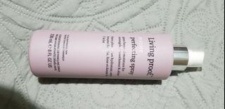 Living proof restore prefecting spray