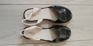 （分類：）位於 。 由 haykay 提交（商品編號 1052154544，圖片 1）。簡介： 。