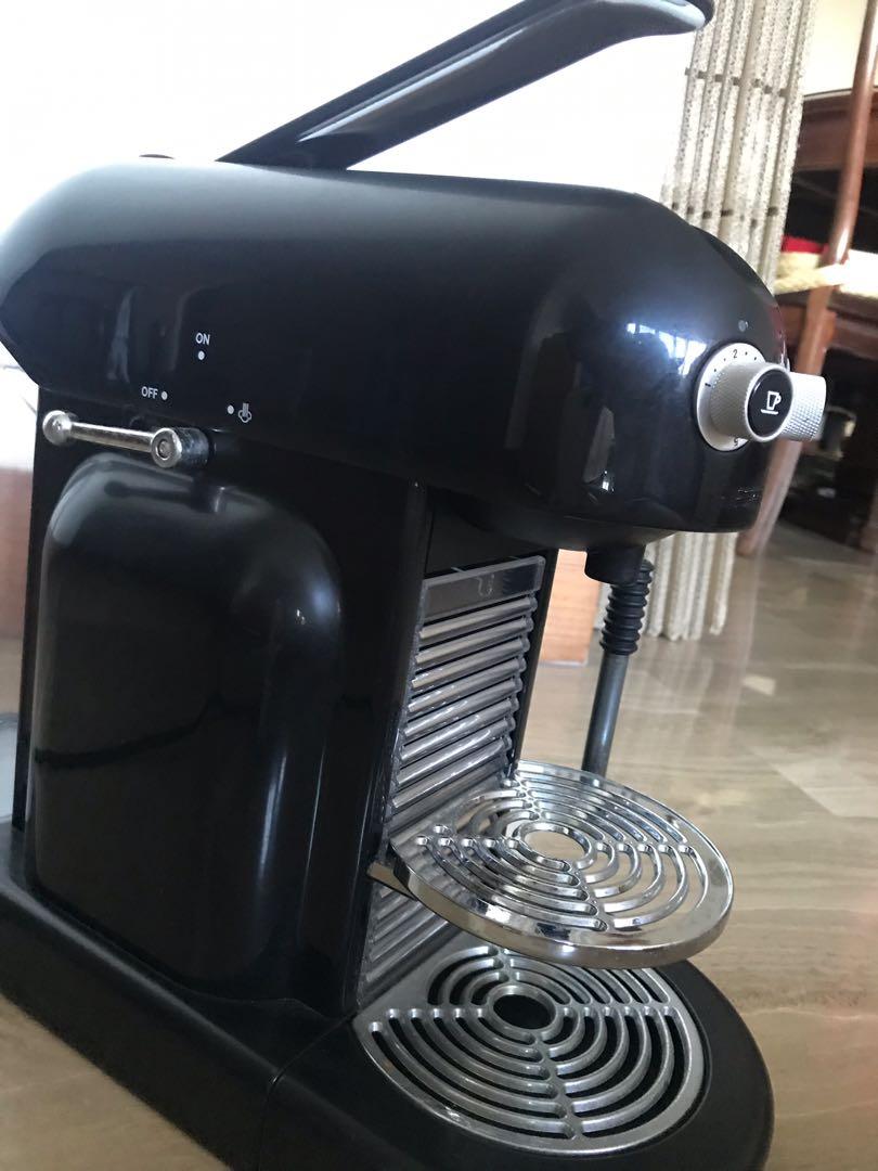 Nespresso Coffee Machine Maestria, TV & Home Appliances, Kitchen