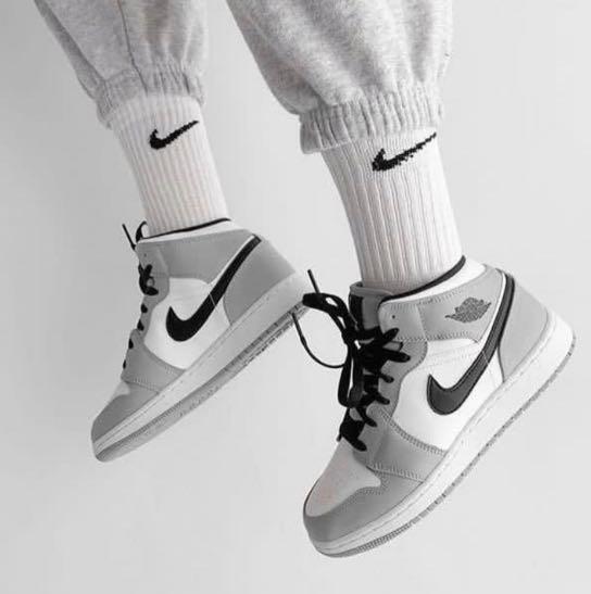 Air jordan 1 mid light smoke grey 39 Clearance